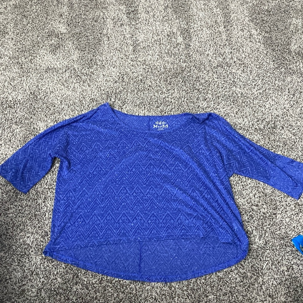 mudd blue quarter sleeve top